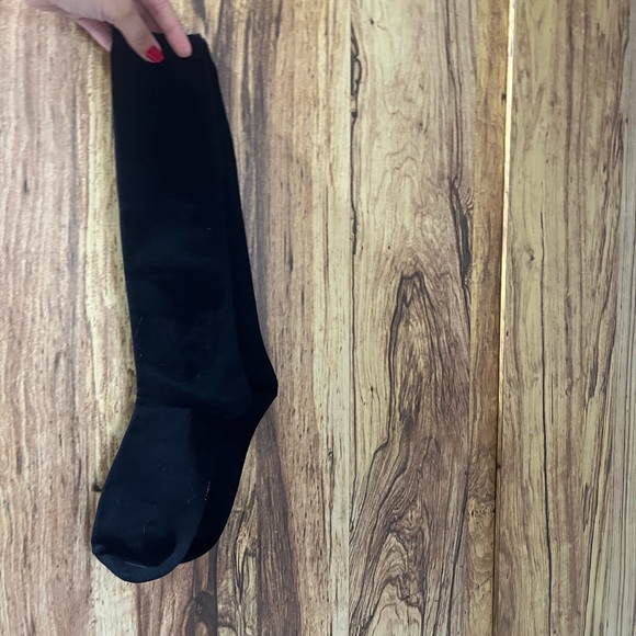 Stretchy Knee High Black Socks - Picture 3 of 6